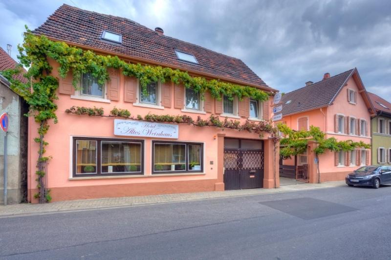 Hotel Altes Weinhaus Neustadt an der Weinstraße Exterior foto